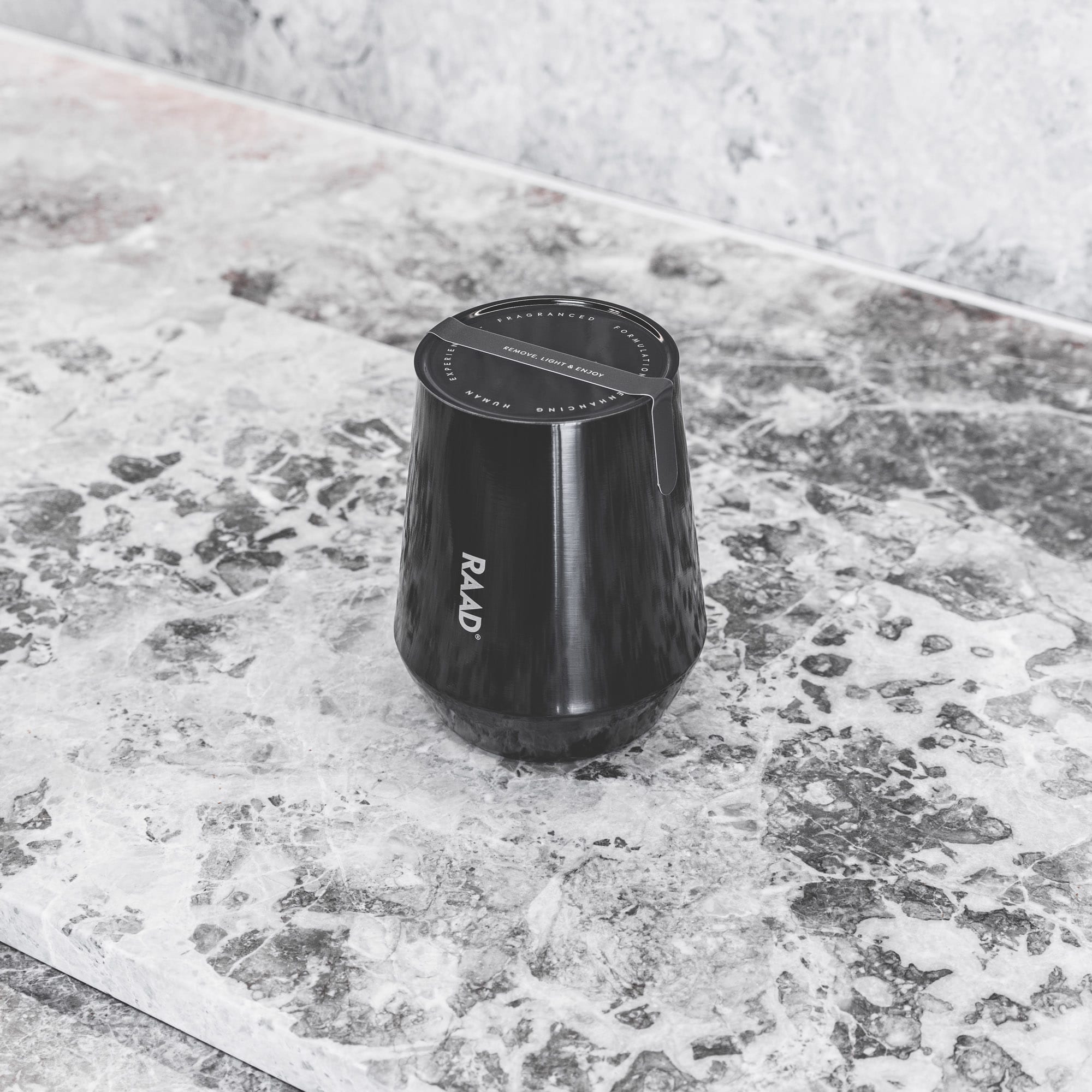 Candle (Clementine & Wood)